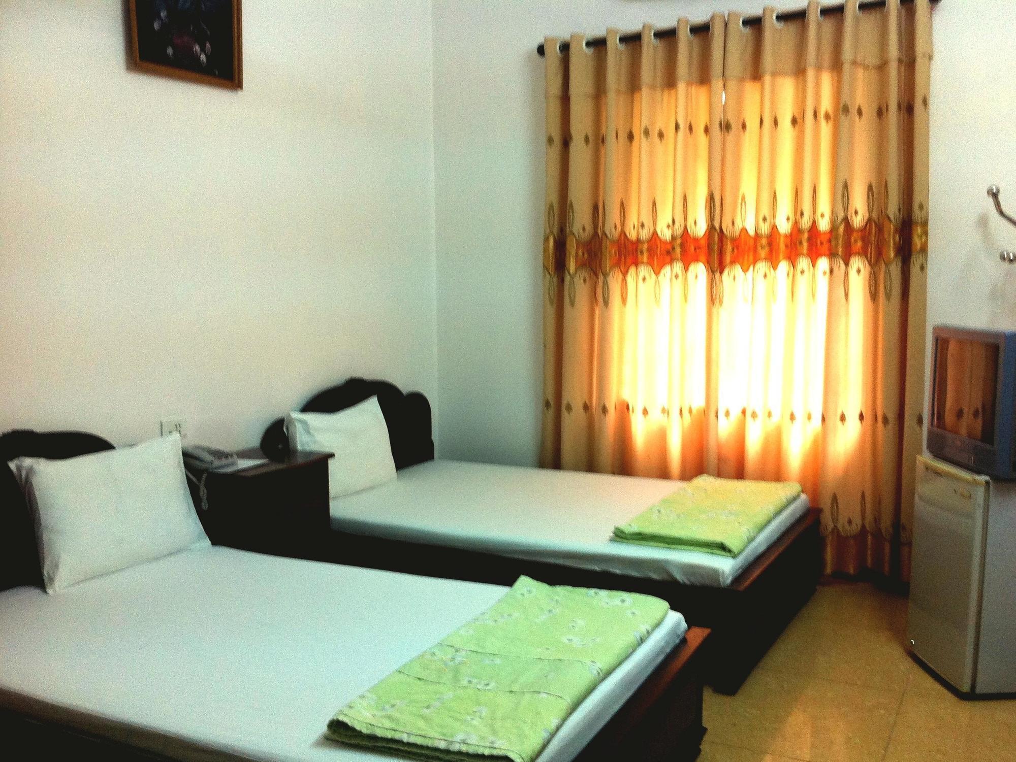 Van Nam Hotel Халонг Экстерьер фото